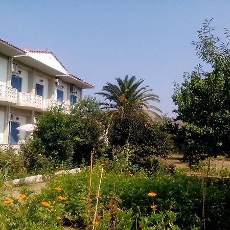 Guesthouse Karidia Skala Eresou Zewnętrze zdjęcie