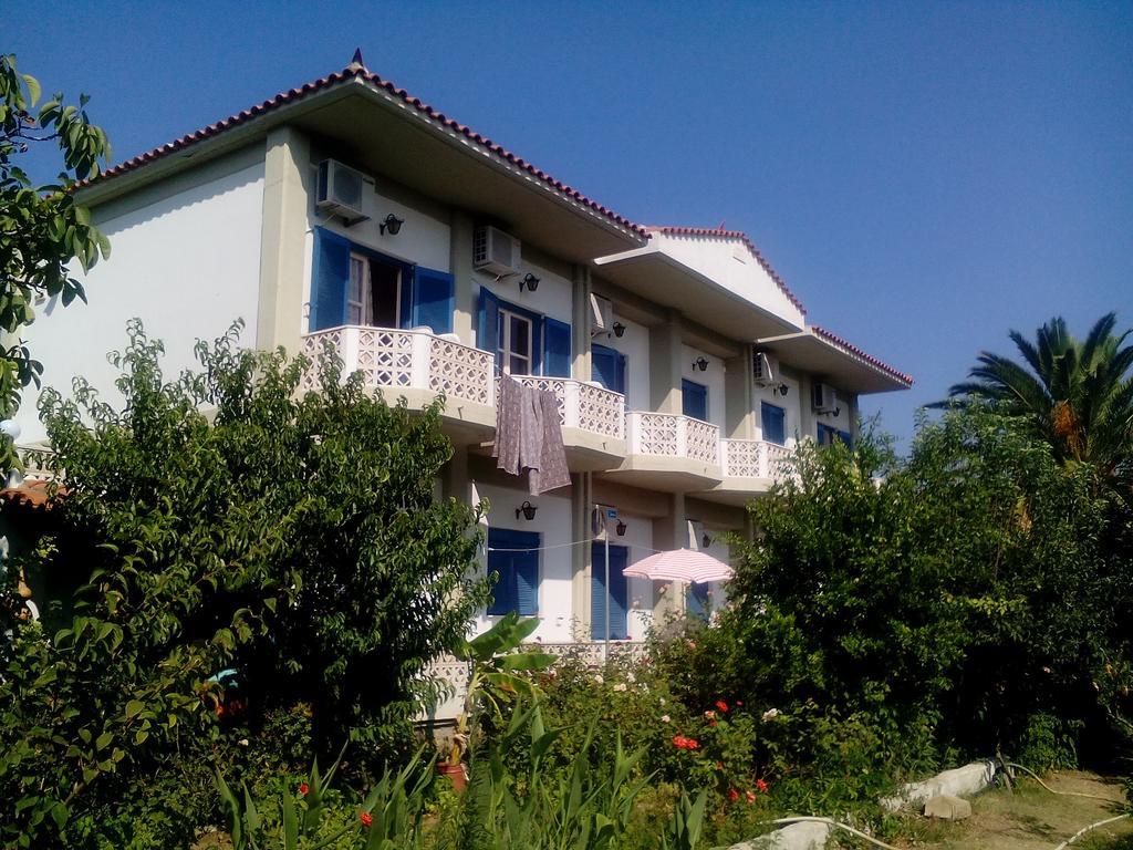 Guesthouse Karidia Skala Eresou Zewnętrze zdjęcie