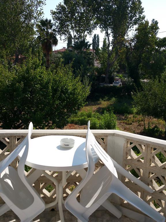 Guesthouse Karidia Skala Eresou Zewnętrze zdjęcie